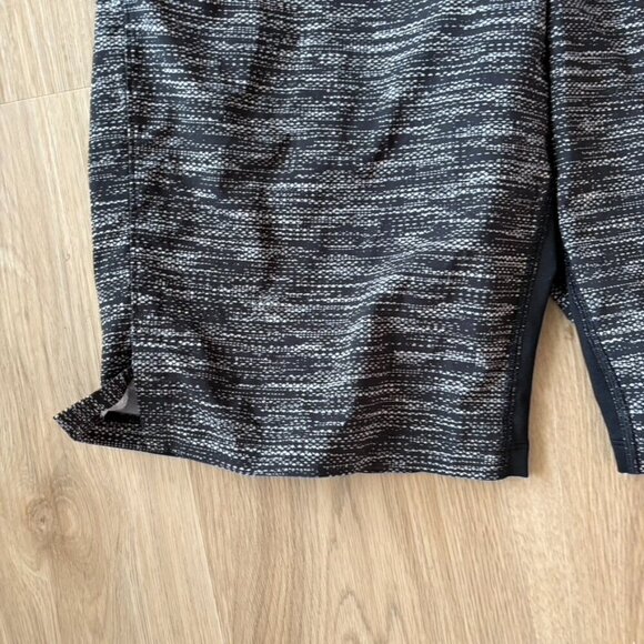 Lululemon T.H.E Short 11" black speckled mens small - Picture 2 of 7